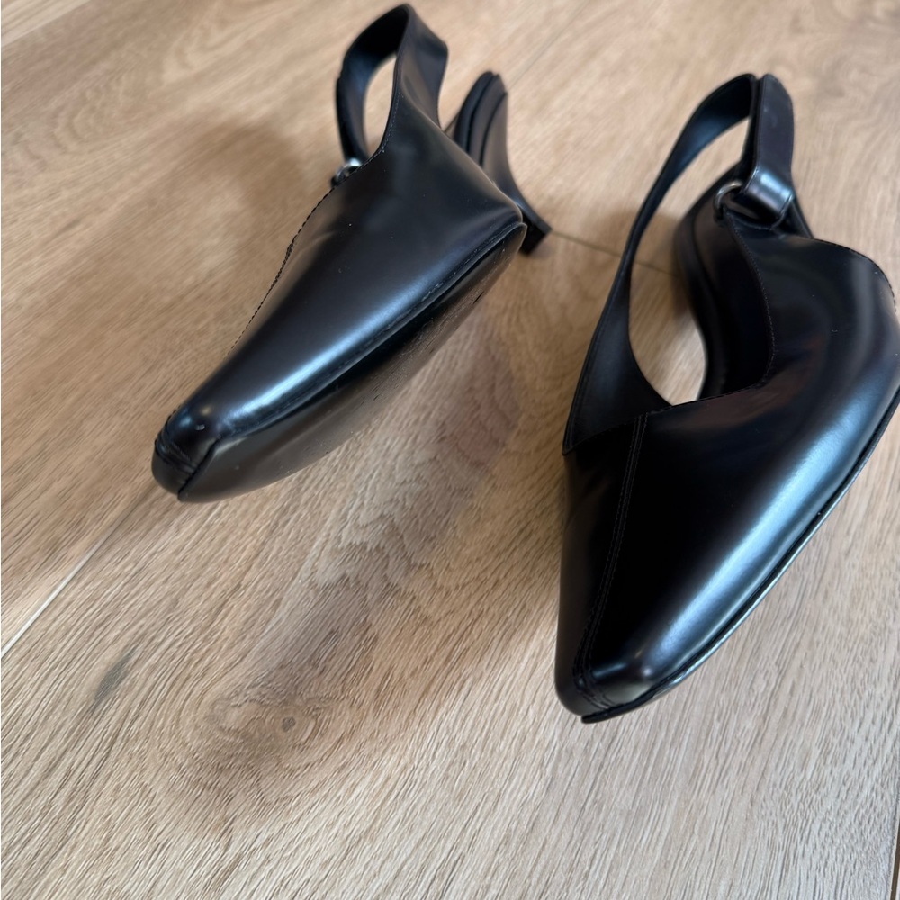 742. ST. AGNI Utility Sling Back Heel Black Leather $585 EUC Sz 40 - Picture 6 of 13